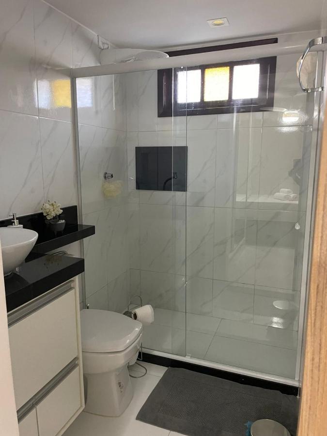 Apartamento moderno e super confortável localizado a alguns passos da Praia Grande Arraial do Cabo Exterior foto
